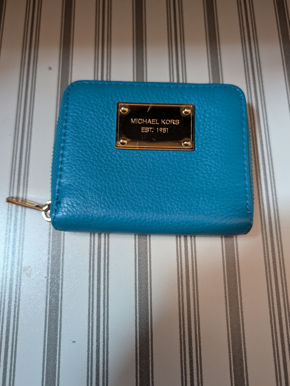Michael Kors Bright Teal Leather Zip Card Case with Gold Plate